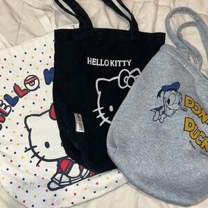 Tote bag bundle.